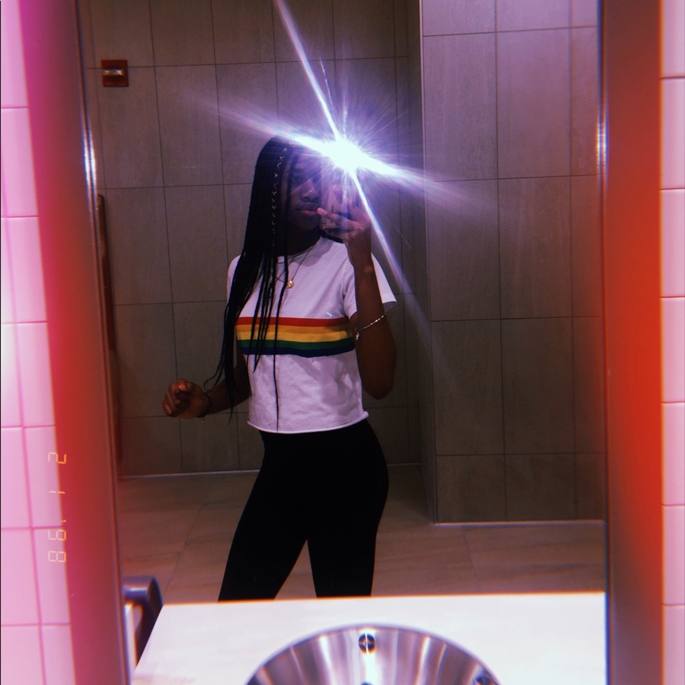 Meet your Posher, Jasmine